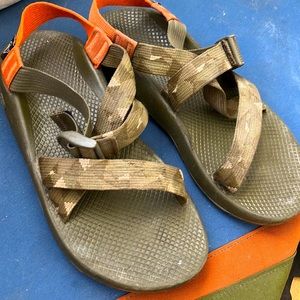 Chacos men sandals